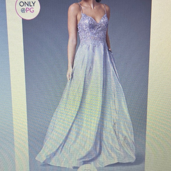 Prom Dress - Picture 3 of 4